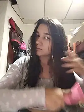Snapshot of Merliah_1 chatting on June 19, 2026, 1:06 pm Merliah 1 online show from June 19, 2026, 1:06 pm