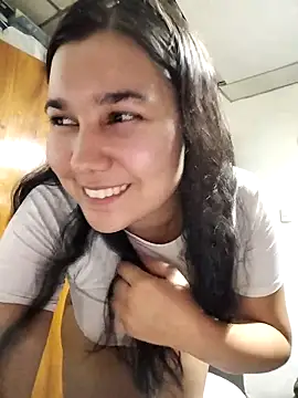 Merliah 1 online show from March 17, 2026, 7:39 pm