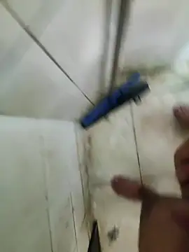 Snapshot of Gordinho_dos_pes chatting on February 18, 2026, 5:49 am Gordinho dos pes online show from February 18, 2026, 5:49 am