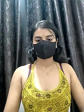 Snapshot of Alix_cuti chatting on July 16, 2026, 6:05 pm Alix cuti online show from July 16, 2026, 6:05 pm
