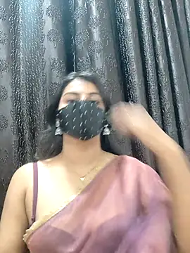 Snapshot of Alix_cuti chatting on July 1, 2026, 7:25 pm Alix cuti online show from July 1, 2026, 7:25 pm