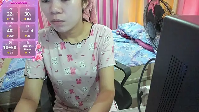 Snapshot of HornyAsianXxX chatting on July 15, 2026, 12:17 am HornyAsianXxX online show from July 15, 2026, 12:17 am