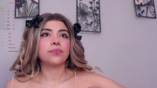 loveegirll1 online show from February 8, 2026, 3:15 am