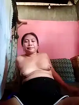 Snapshot of hot_pilipina25xxx chatting on May 25, 2026, 4:45 am hot pilipina25xxx online show from May 25, 2026, 4:45 am