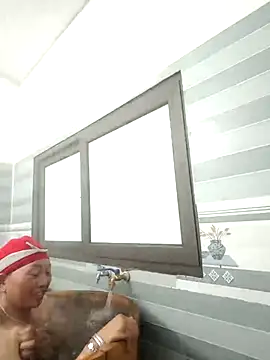 baby 112233 online show from February 1, 2026, 2:48 pm