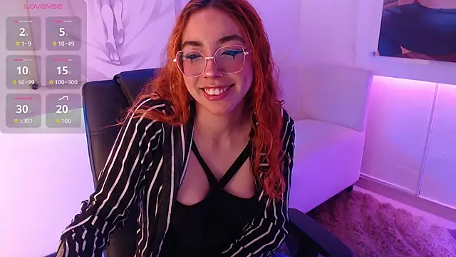 Snapshot of mere_in_redd chatting on July 7, 2026, 12:09 pm mere in redd online show from July 7, 2026, 12:09 pm