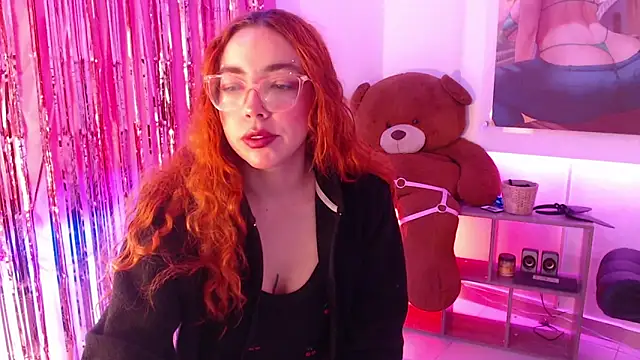 Snapshot of mere_in_redd chatting on May 9, 2026, 11:24 am mere in redd online show from May 9, 2026, 11:24 am