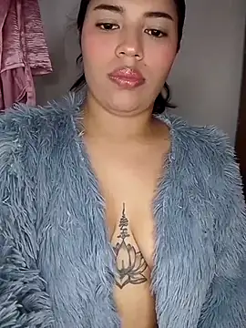 Scarlet Luxe online show from February 3, 2026, 12:32 am