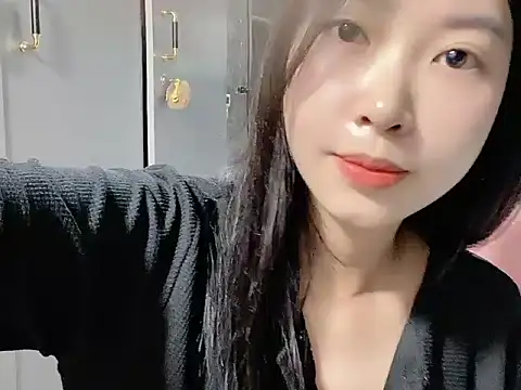 Linne6789 online show from April 21, 2026, 7:59 am