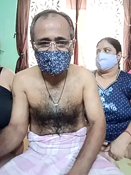 HoneyHush online show from March 14, 2026, 10:54 am