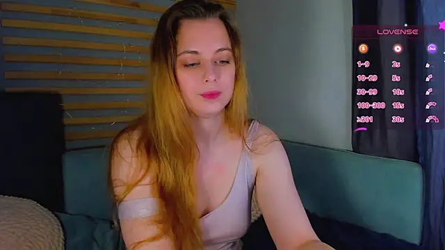Snapshot of Alice_Wanderr chatting on April 10, 2026, 3:57 am Alice Wanderr online show from April 10, 2026, 3:57 am