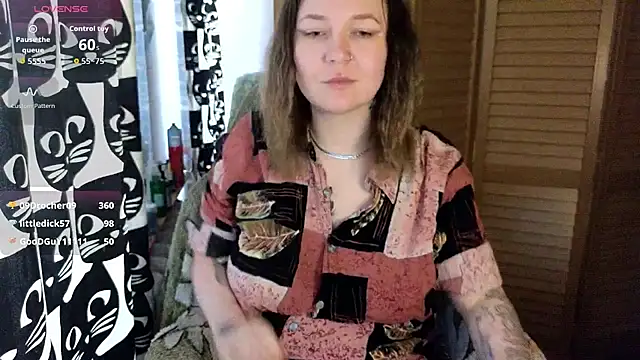 Snapshot of Ozalin_ chatting on June 3, 2026, 2:33 pm Ozalin online show from June 3, 2026, 2:33 pm