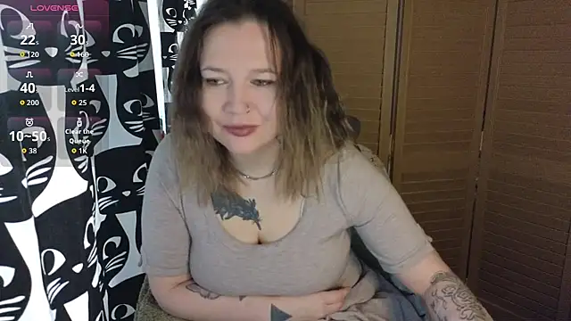 Snapshot of Ozalin_ chatting on June 1, 2026, 12:27 pm Ozalin online show from June 1, 2026, 12:27 pm