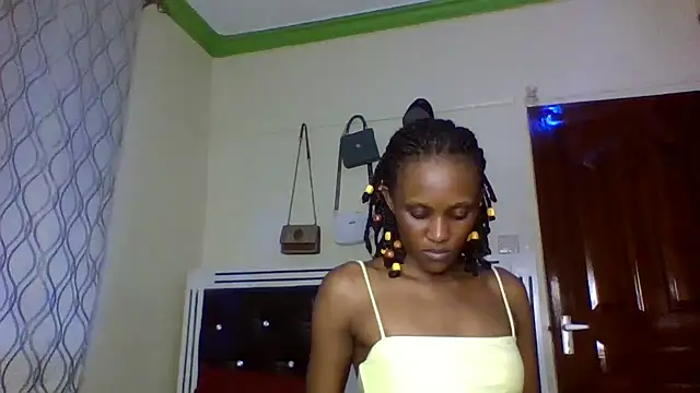 Snapshot of Nawteey_Sandy chatting on May 19, 2026, 5:47 am Nawteey Sandy online show from May 19, 2026, 5:47 am