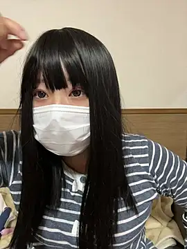 sakura 0320 online show from February 7, 2026, 8:33 am