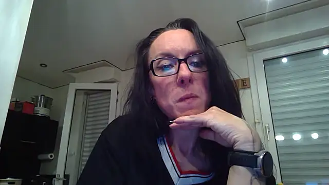 FITGIRL-MAEVA online show from February 10, 2026, 8:08 pm