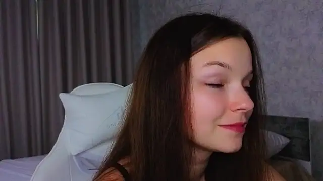 Snapshot of ElizaPizza chatting on May 21, 2026, 4:15 pm ElizaPizza online show from May 21, 2026, 4:15 pm