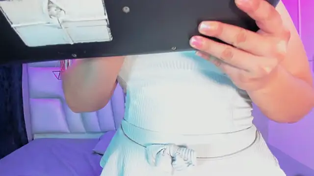 IrinaVoshh  online show from March 6, 2026, 7:09 pm