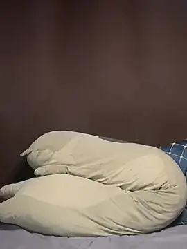 -aRiAnna online show from April 30, 2026, 7:26 am