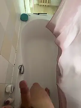 Snapshot of LuckyLength chatting on February 13, 2026, 10:15 am LuckyLength online show from February 13, 2026, 10:15 am