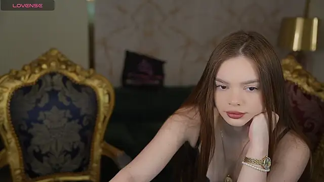 Snapshot of Zlata_Sky chatting on May 7, 2026, 7:06 pm Zlata Sky online show from May 7, 2026, 7:06 pm