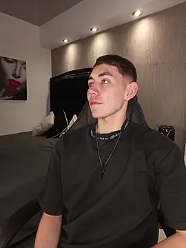 VictorMagnus online show from February 4, 2026, 8:26 pm