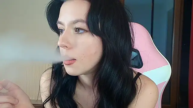 LunaAllure online show from February 1, 2026, 4:16 pm