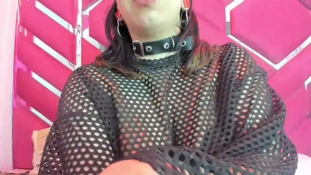 Snapshot of vanesa_bobs chatting on July 5, 2026, 3:22 am vanesa bobs online show from July 5, 2026, 3:22 am