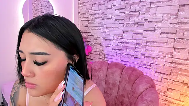 Snapshot of Elarossie chatting on March 20, 2026, 10:11 pm Elarossie online show from March 20, 2026, 10:11 pm