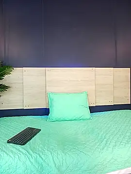 GrettaRouse online show from March 19, 2026, 1:38 am