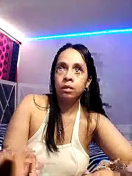 Snapshot of paula_lopez__ chatting on June 25, 2026, 6:35 pm paula lopez online show from June 25, 2026, 6:35 pm