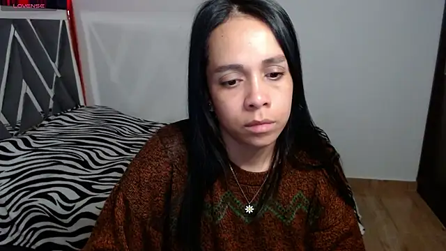 Snapshot of paula_lopez__ chatting on June 19, 2026, 9:42 pm paula lopez online show from June 19, 2026, 9:42 pm