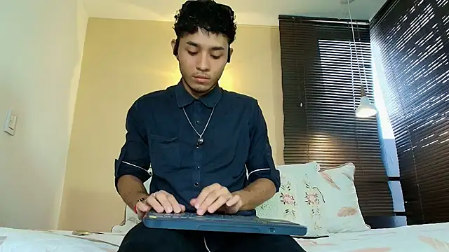 Damon Salvarote S online show from May 2, 2026, 7:41 pm