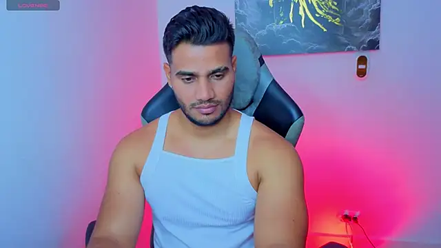 AndresRodriguez1 online show from June 5, 2026, 10:59 pm