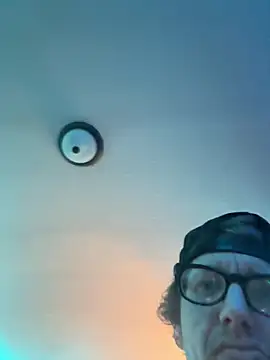 Daddybigdick123123 online show from February 2, 2026, 6:12 am