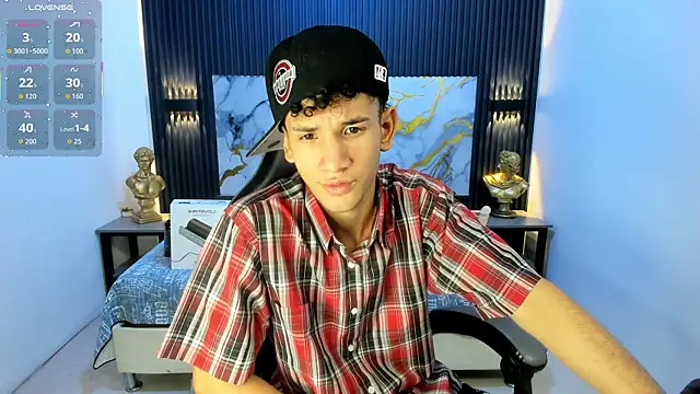 Snapshot of JDWhite18 chatting on July 15, 2026, 8:38 pm JDWhite18 online show from July 15, 2026, 8:38 pm
