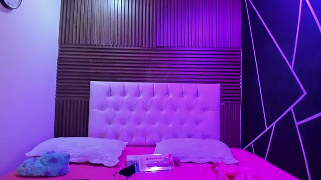 Snapshot of shaden_ chatting on May 19, 2026, 1:56 am shaden online show from May 19, 2026, 1:56 am