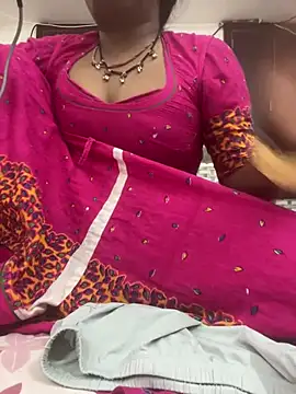 Snapshot of debykajal chatting on July 30, 2026, 5:34 pm debykajal online show from July 30, 2026, 5:34 pm