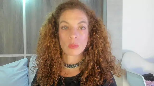 Snapshot of Brynaa chatting on May 27, 2026, 5:15 am Brynaa online show from May 27, 2026, 5:15 am