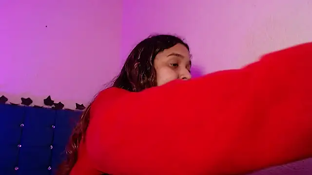 miiia perez online show from March 12, 2026, 8:13 pm