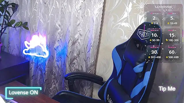 Shiny Victoria online show from July 24, 2026, 7:26 am
