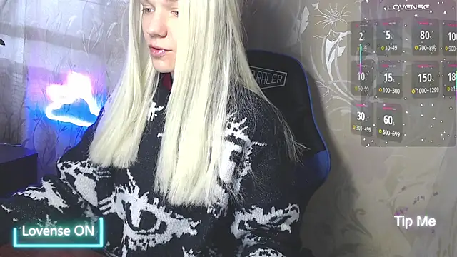 Shiny Victoria online show from April 24, 2026, 7:10 am