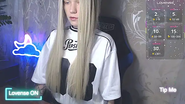 Shiny Victoria online show from June 21, 2026, 8:09 am