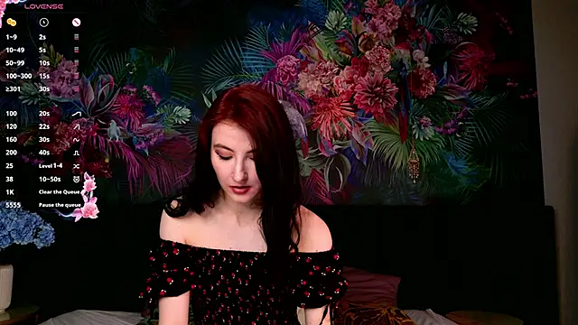 Snapshot of NicoleLuxe chatting on May 20, 2026, 6:16 pm NicoleLuxe online show from May 20, 2026, 6:16 pm