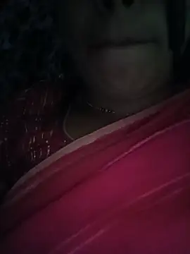 Royal hotti0011 online show from June 20, 2026, 9:14 am