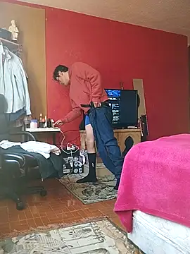 alegroove69 online show from February 4, 2026, 2:45 pm