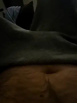 Snapshot of Aaandrew222222 chatting on February 11, 2026, 10:42 pm Aaandrew222222 online show from February 11, 2026, 10:42 pm