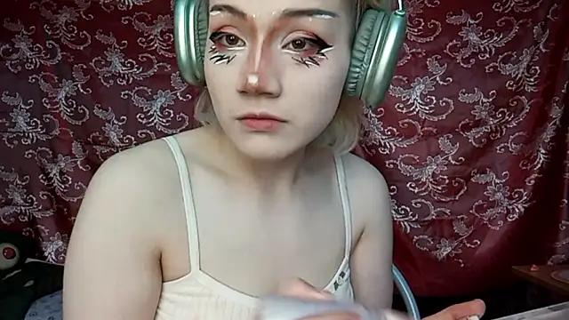 KathernSaulters online show from March 21, 2026, 7:09 am