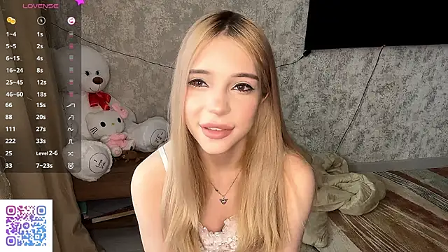 Snapshot of ViolaFaa chatting on March 6, 2026, 8:20 am ViolaFaa online show from March 6, 2026, 8:20 am