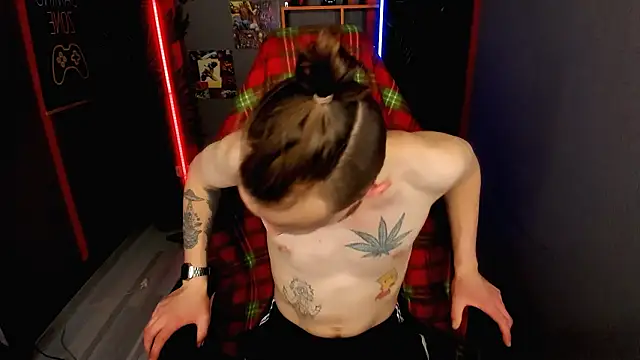 LandonMalone online show from February 3, 2026, 1:16 am